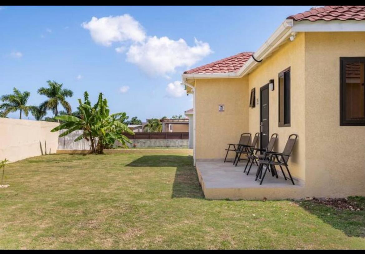 Luxurious Villa Royale- 5 Min Drive To Ocho Rios Exterior foto