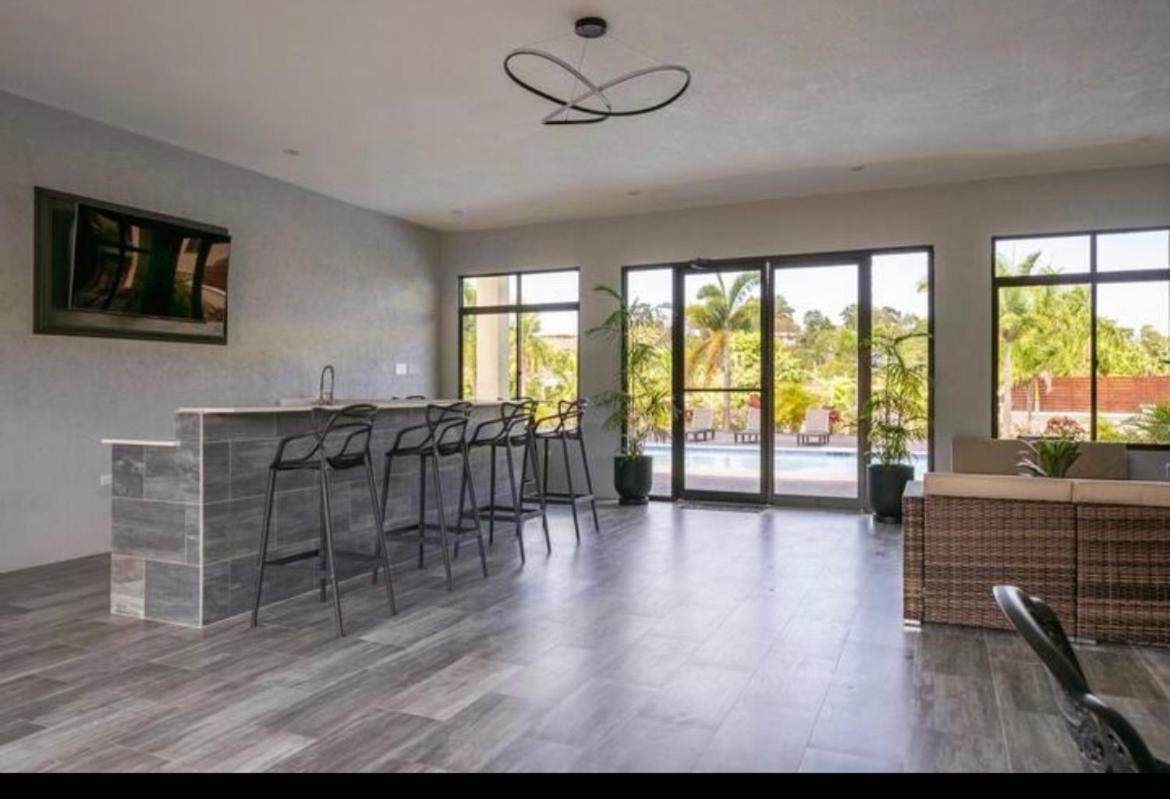 Luxurious Villa Royale- 5 Min Drive To Ocho Rios Exterior foto